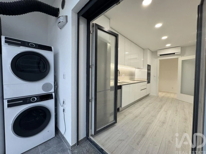 Apartamento T4 para Venda em São Pedro de Tomar Foto 8