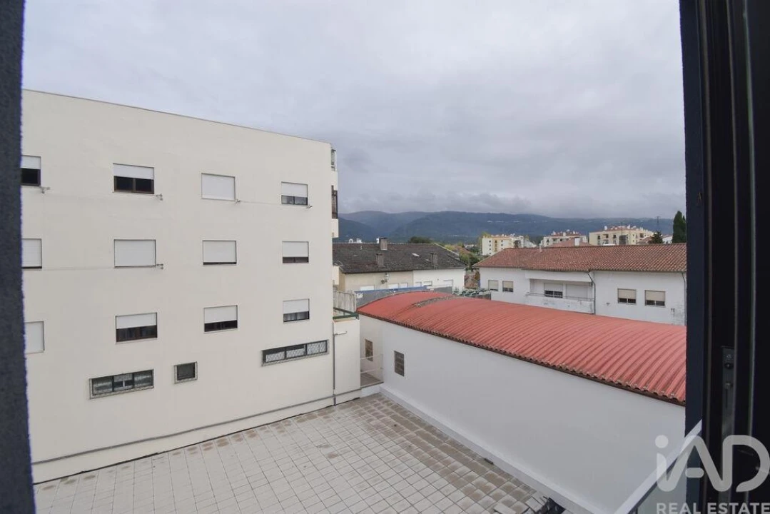 Apartamento T2 para Venda em Miranda do Corvo Foto 14
