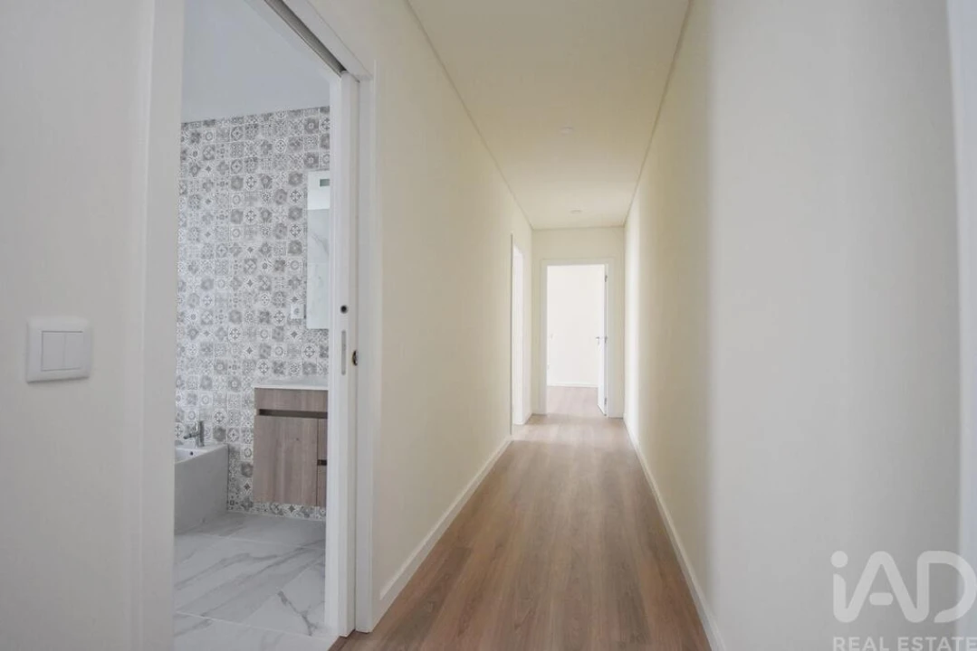 Apartamento T2 para Venda em Miranda do Corvo Foto 11