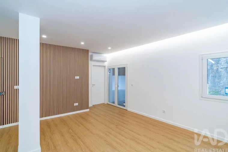 Apartamento T1 para Venda em Almalagues Foto 3