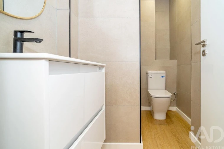 Apartamento T1 para Venda em Almalagues Foto 15