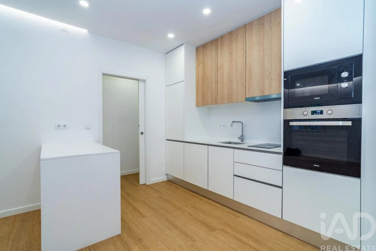 Apartamento T1 para Venda em Almalagues Foto 6