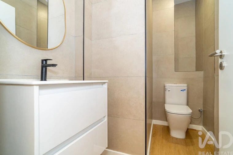 Apartamento T1 para Venda em Almalagues Foto 16