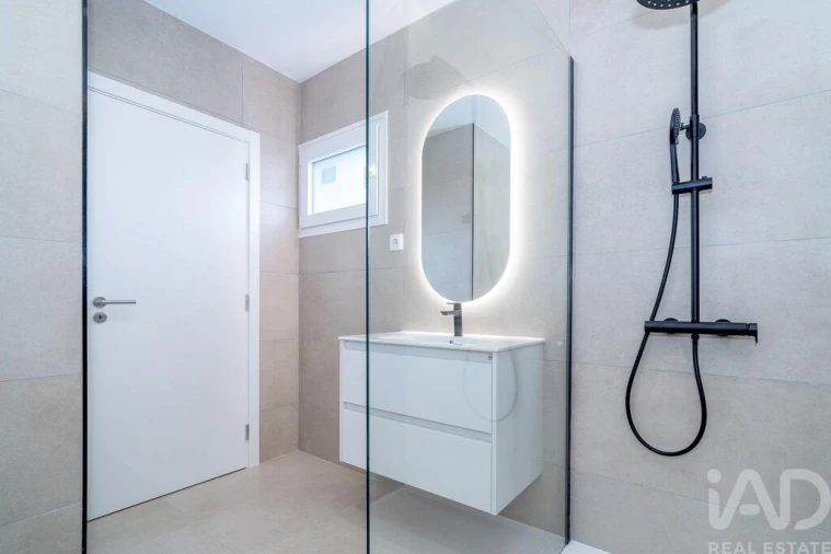 Apartamento T1 para Venda em Almalagues Foto 12