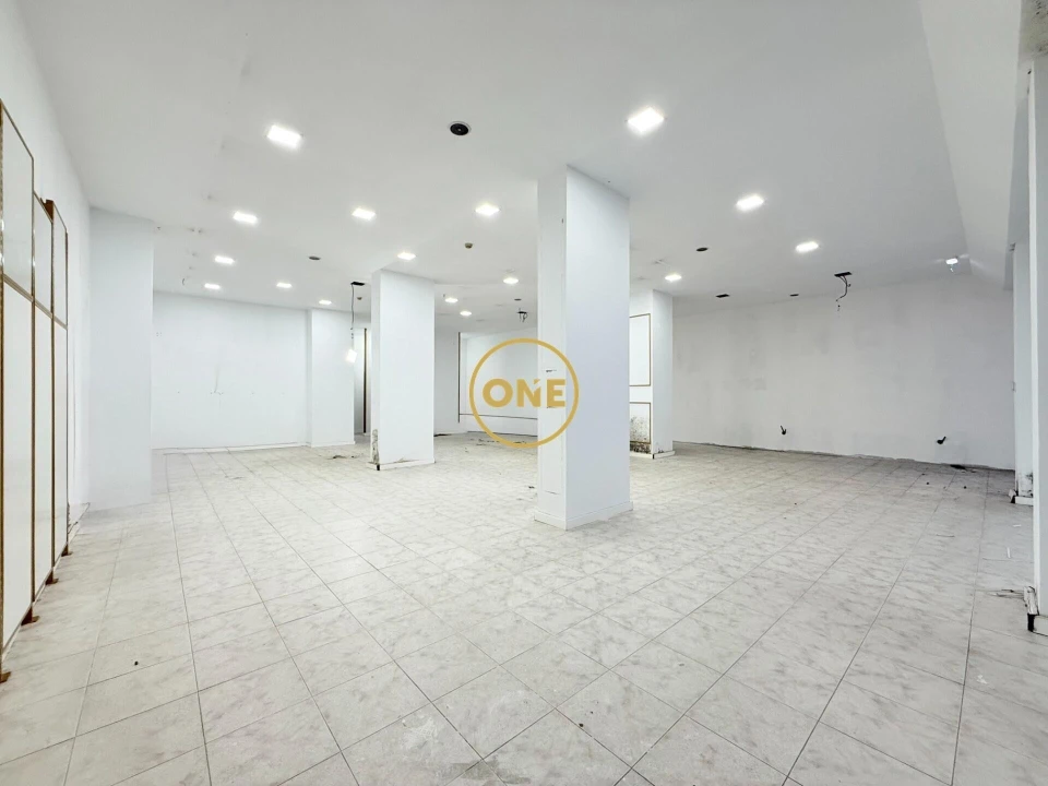 Loja para Arrendamento em Bougado (São Martinho e Santiago) Foto 17