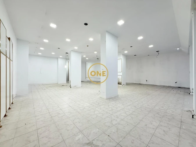 Loja para Arrendamento em Bougado (São Martinho e Santiago) Foto 17