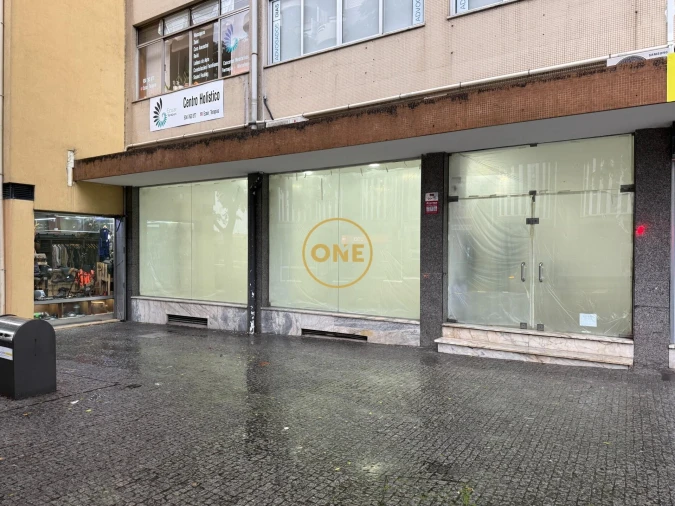 Loja para Arrendamento em Bougado (São Martinho e Santiago) Foto 3