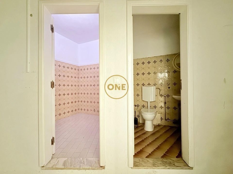 Loja para Arrendamento em Bougado (São Martinho e Santiago) Foto 12