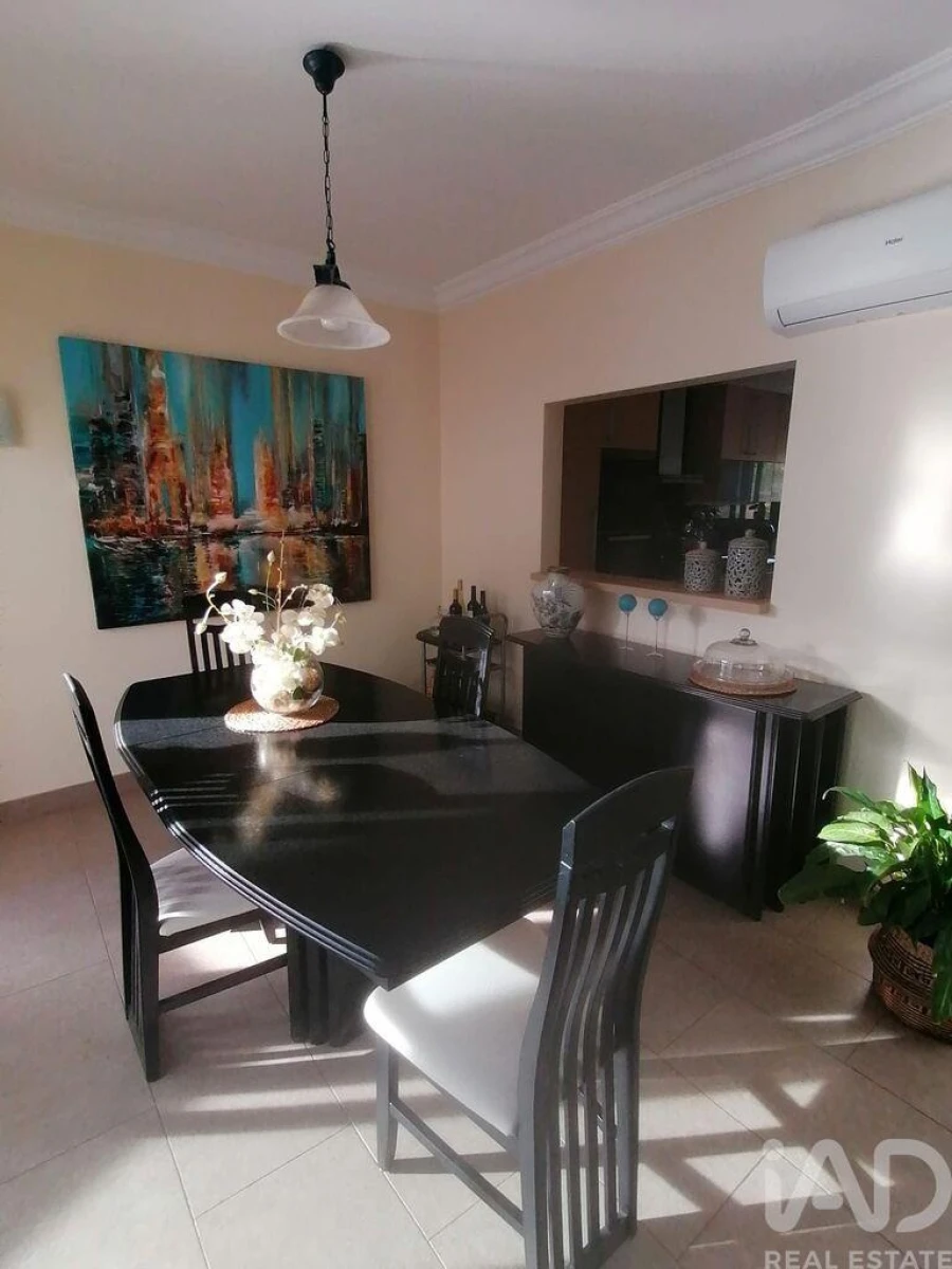 Moradia T3 para Venda em Quarteira Foto 16