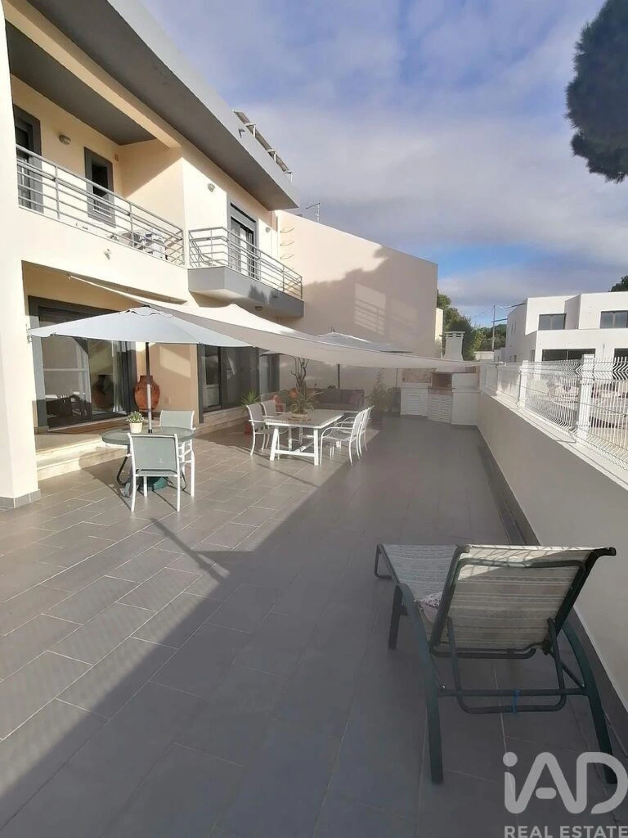 Moradia T3 para Venda em Quarteira Foto 18