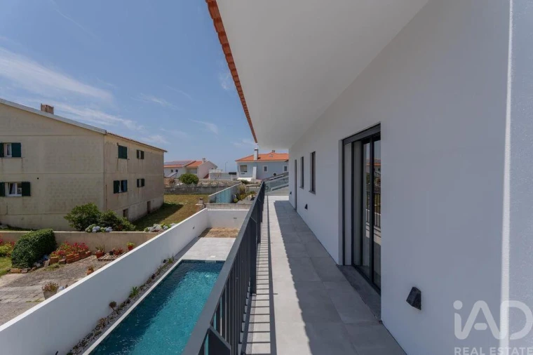 Moradia T3 para Venda em Silveira Foto 39