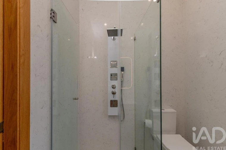 Moradia T3 para Venda em Silveira Foto 32