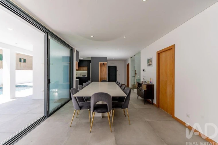 Moradia T3 para Venda em Silveira Foto 13