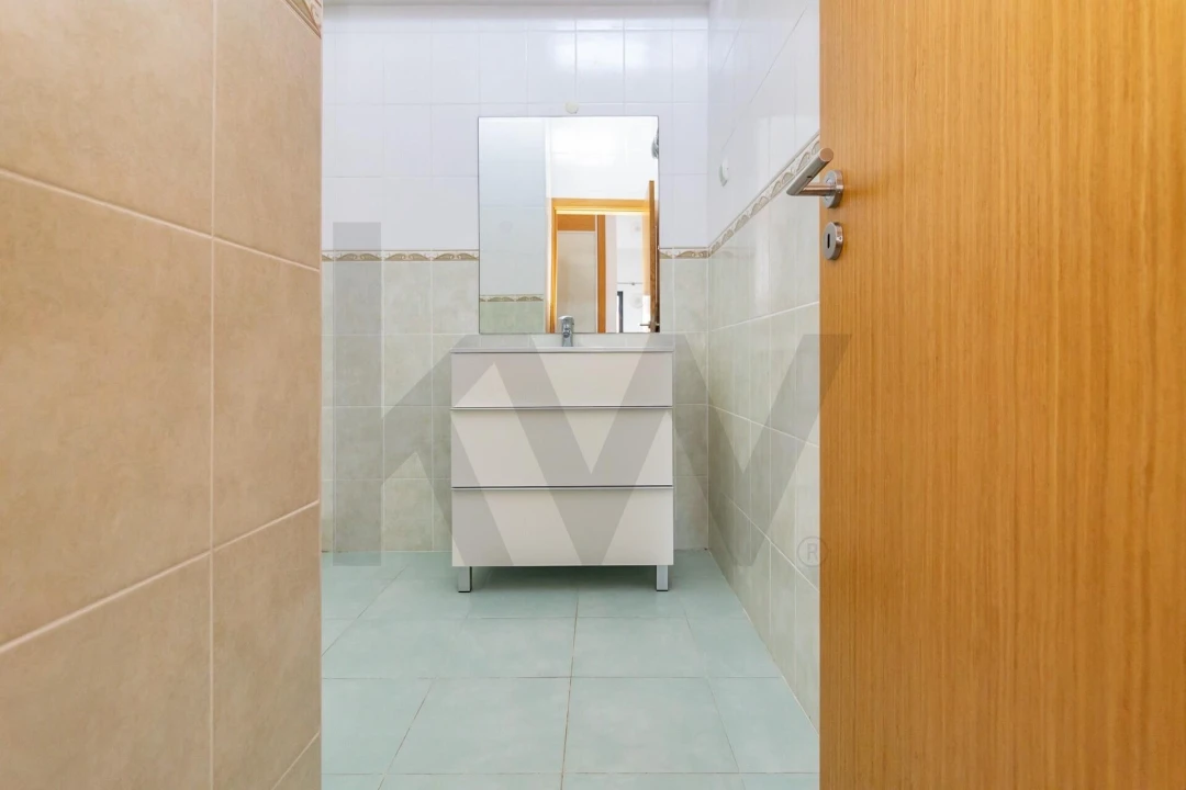 Moradia T5 para Venda em Seixal, Arrentela e Aldeia de Paio Pires Foto 56