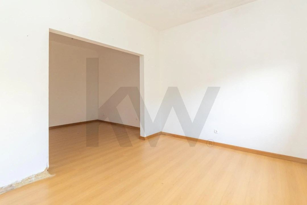 Moradia T5 para Venda em Seixal, Arrentela e Aldeia de Paio Pires Foto 37