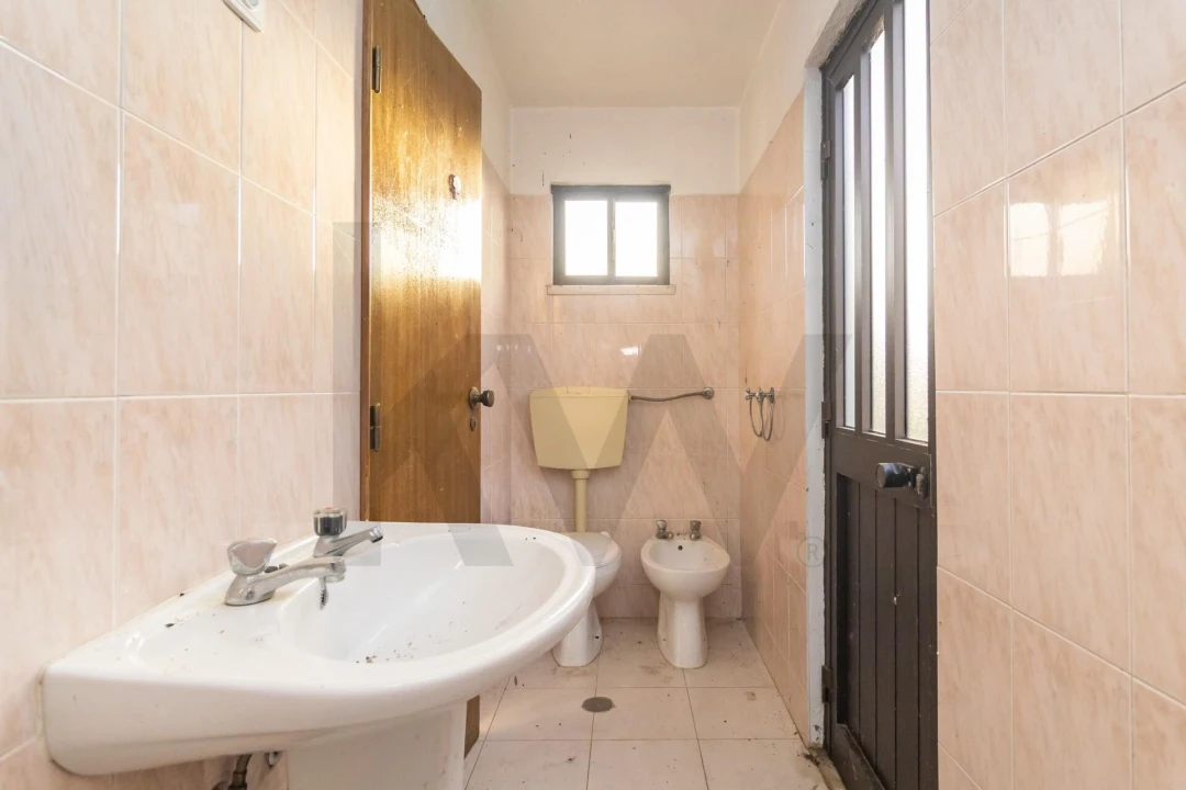 Moradia T5 para Venda em Seixal, Arrentela e Aldeia de Paio Pires Foto 24