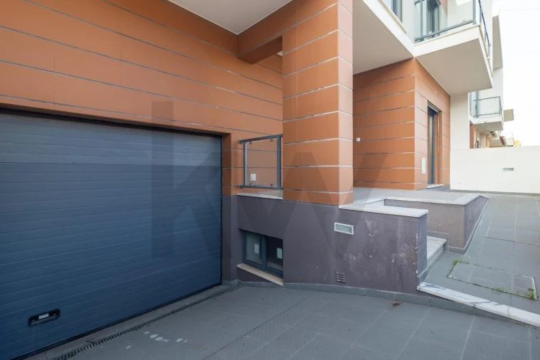 Moradia T5 para Venda em Seixal, Arrentela e Aldeia de Paio Pires Foto 60