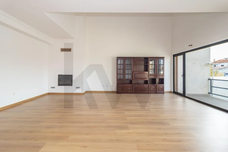 Moradia T5 para Venda em Seixal, Arrentela e Aldeia de Paio Pires Foto 10