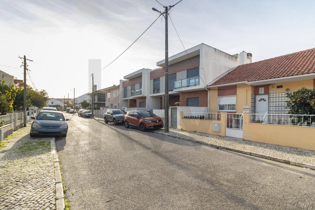 Moradia T5 para Venda em Seixal, Arrentela e Aldeia de Paio Pires Foto 62