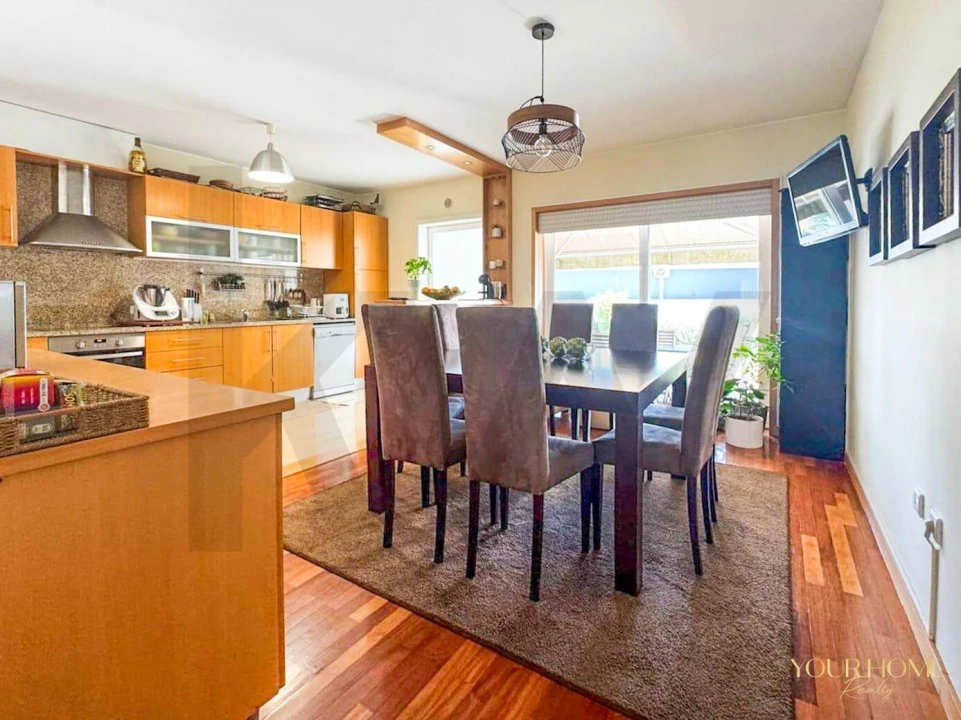 Moradia T3 para Venda em Barrô e Aguada de Baixo Foto 16