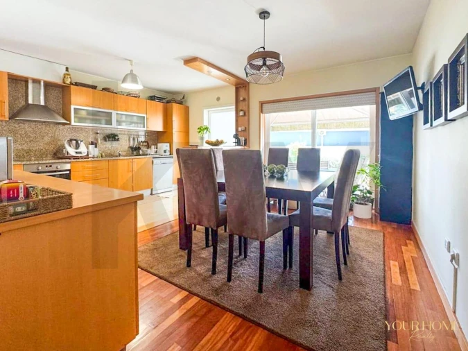 Moradia T3 para Venda em Barrô e Aguada de Baixo Foto 16