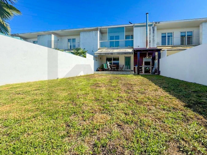 Moradia T3 para Venda em Barrô e Aguada de Baixo Foto 9