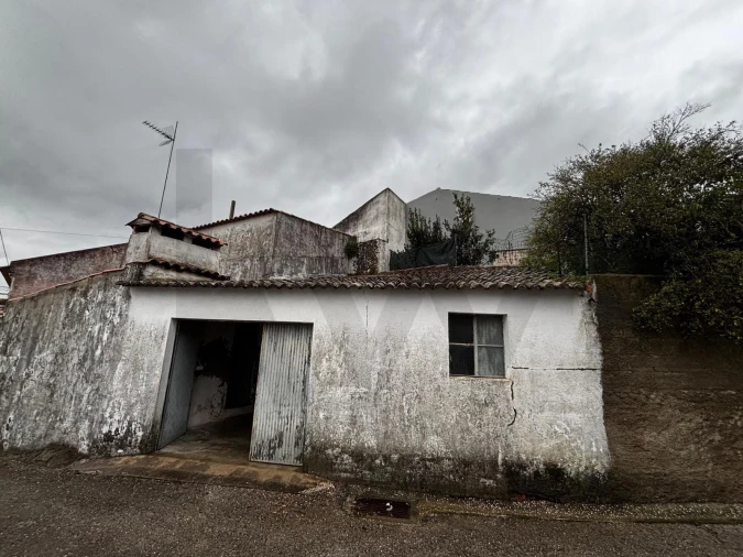 Moradia T3 para Venda em Valhascos Foto 27