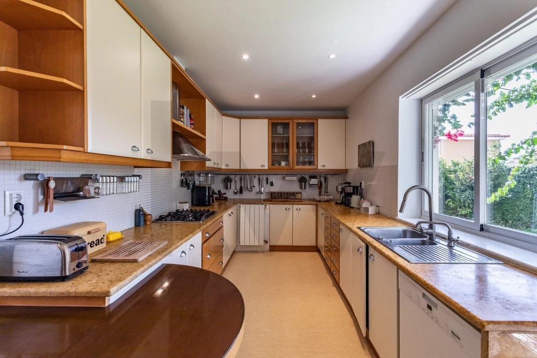 Moradia T4 para Arrendamento em Cascais e Estoril Foto 23