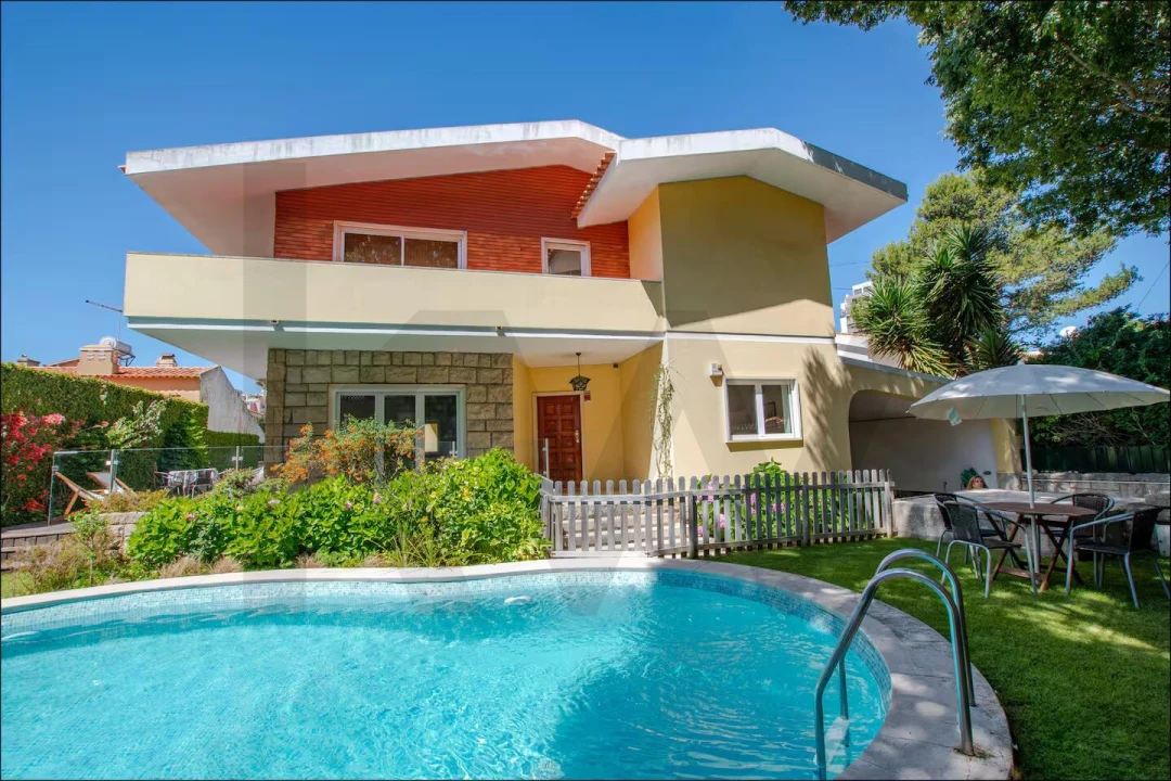 Moradia T4 para Arrendamento em Cascais e Estoril Foto 1