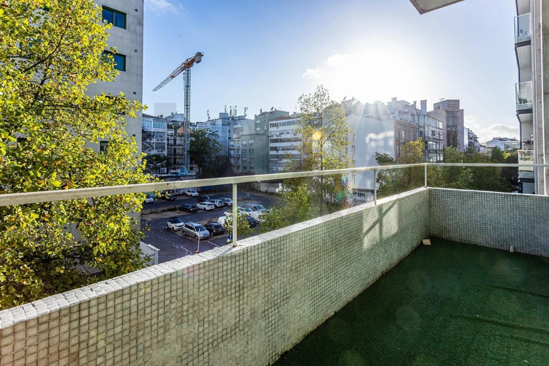 Apartamento T2 para Arrendamento em Avenidas Novas Foto 4