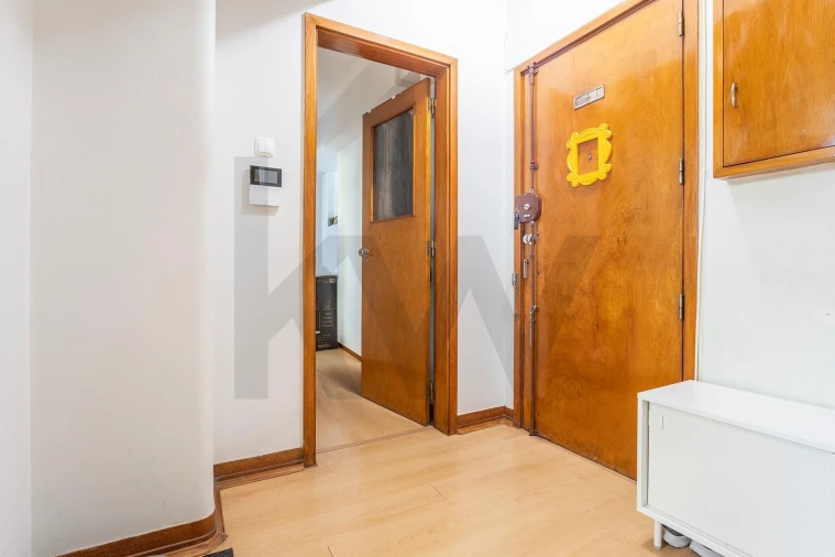 Apartamento T2 para Arrendamento em Avenidas Novas Foto 15