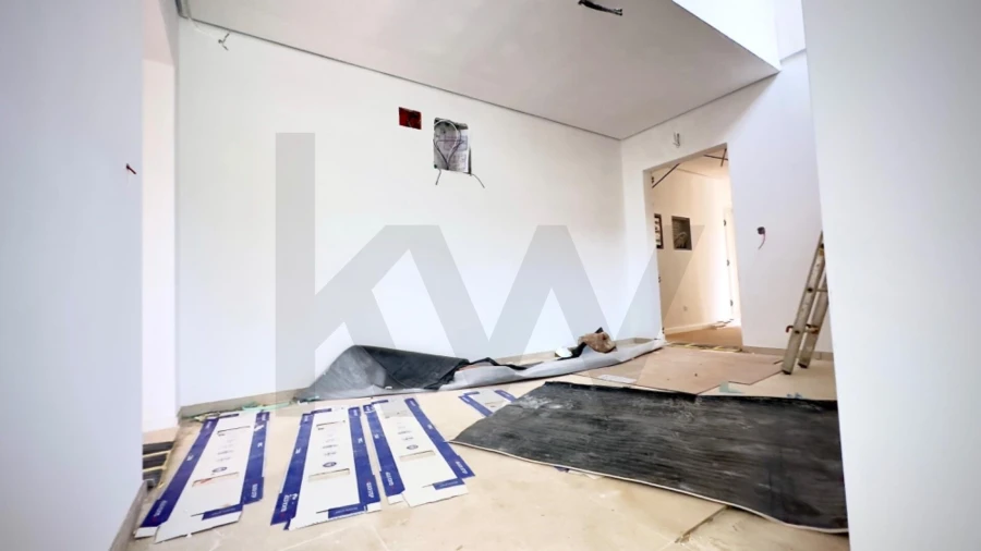 Apartamento T3 para Venda em Ramalhal Foto 3