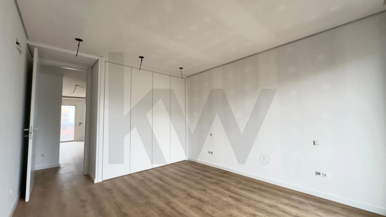 Apartamento T3 para Venda em Ramalhal Foto 11