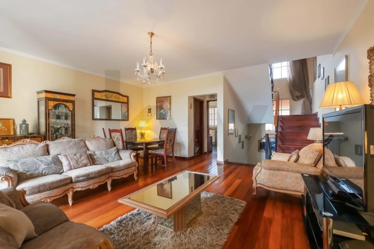 Moradia T2 para Venda em Santa Cruz Foto 17