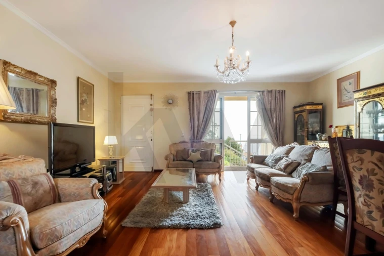 Moradia T2 para Venda em Santa Cruz Foto 19