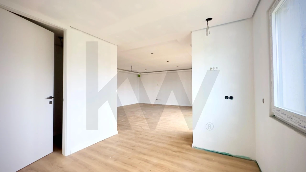 Apartamento T3 para Venda em Ramalhal Foto 8