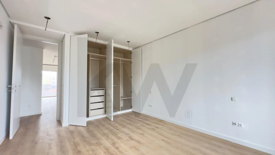 Apartamento T3 para Venda em Ramalhal Foto 13