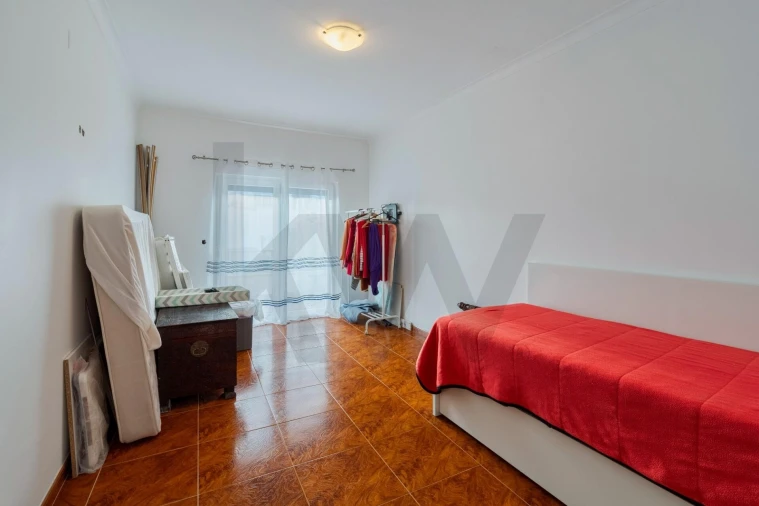 Moradia T4 para Venda em Corroios Foto 16