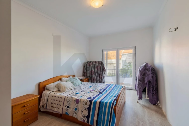 Moradia T4 para Venda em Corroios Foto 19