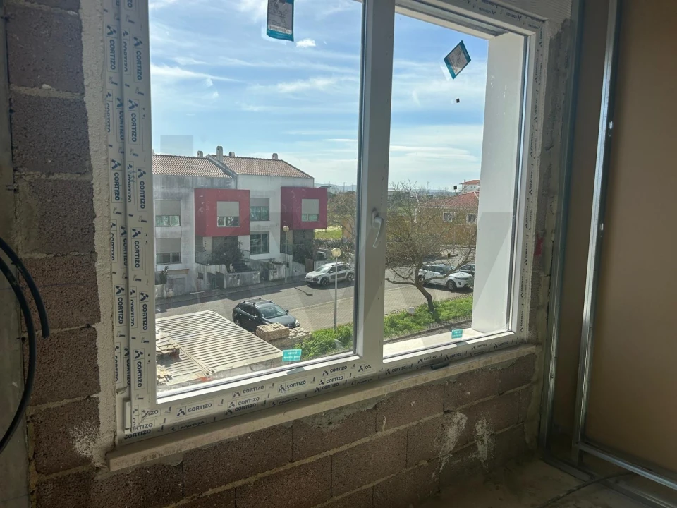 Apartamento T3 para Venda em Cadaval e Pêro Moniz Foto 9