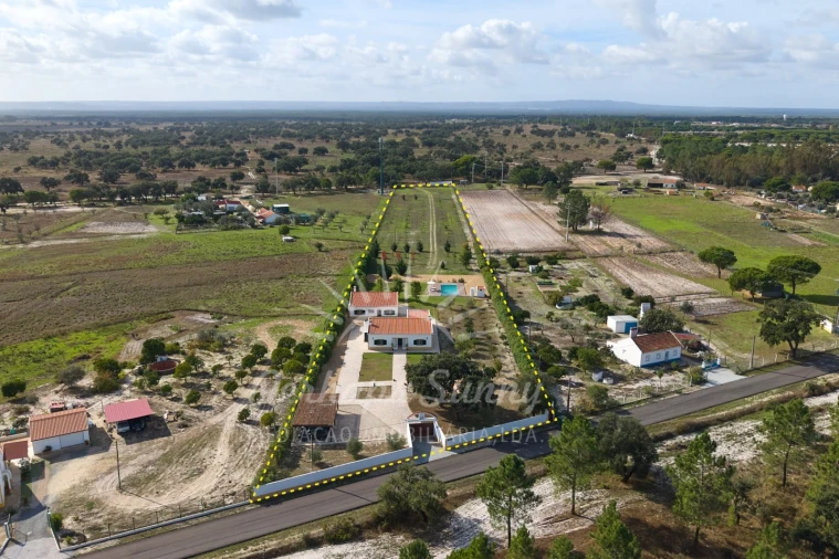 Quinta T6 para Venda em Grândola e Santa Margarida da Serra