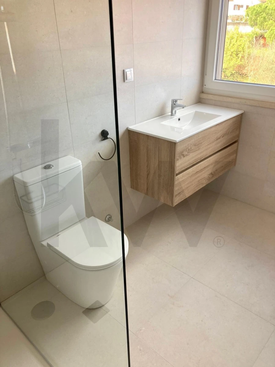 Apartamento T3 para Venda em Cadaval e Pêro Moniz Foto 9