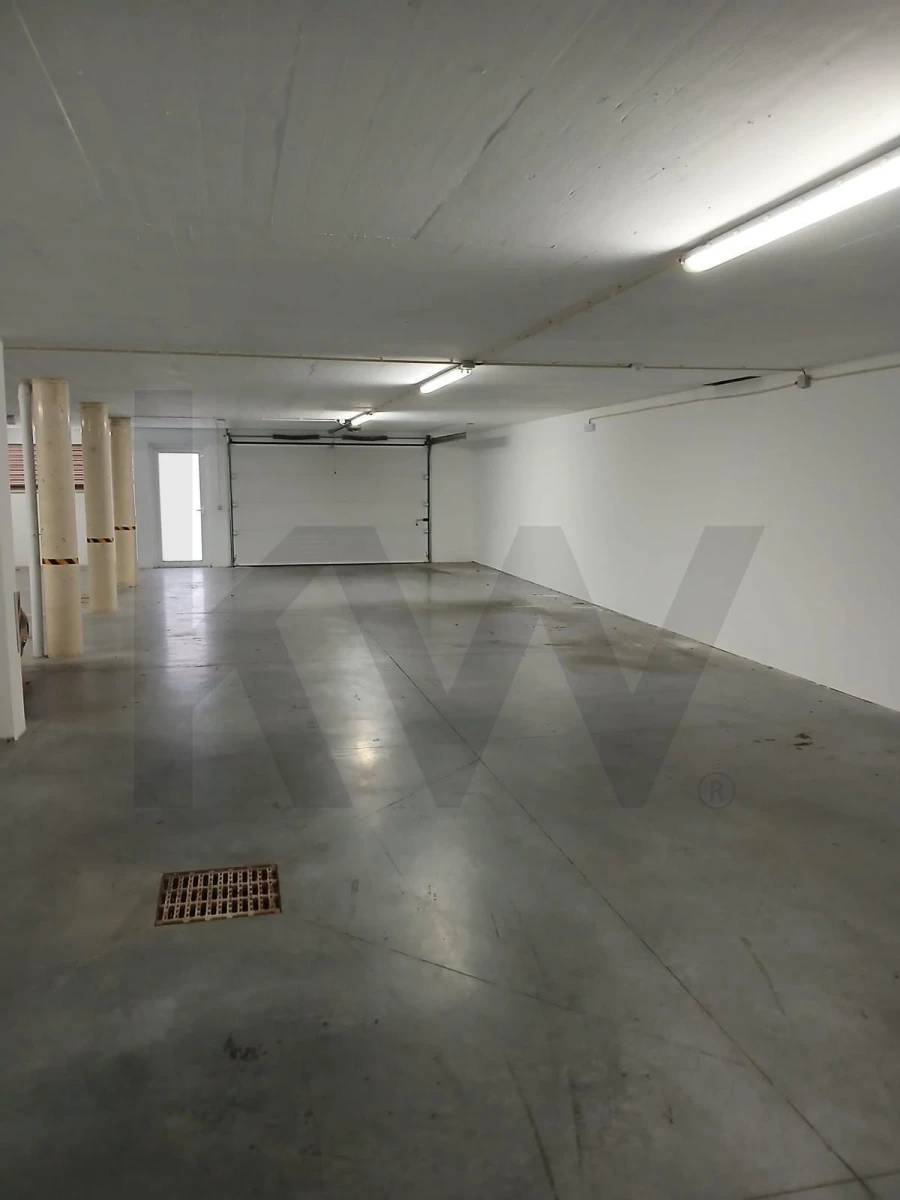 Apartamento T3 para Venda em Cadaval e Pêro Moniz Foto 19