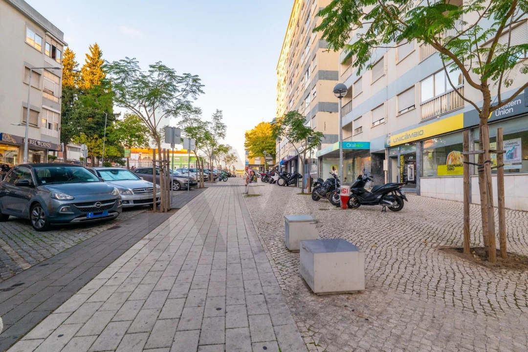 Apartamento T3 para Venda em Odivelas Foto 29