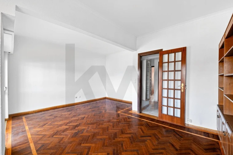 Apartamento T3 para Venda em Odivelas Foto 6