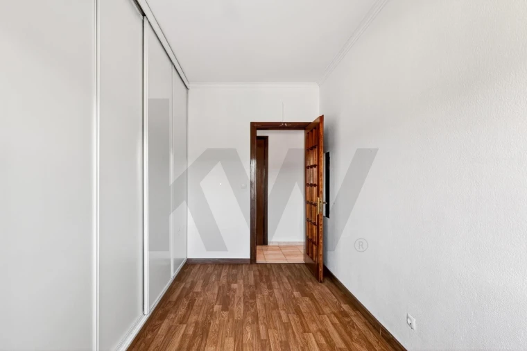 Apartamento T3 para Venda em Odivelas Foto 12