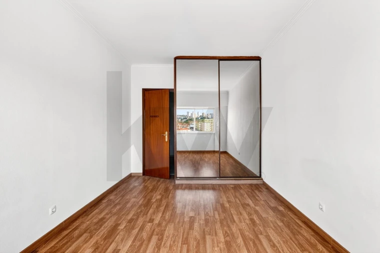 Apartamento T3 para Venda em Odivelas Foto 16