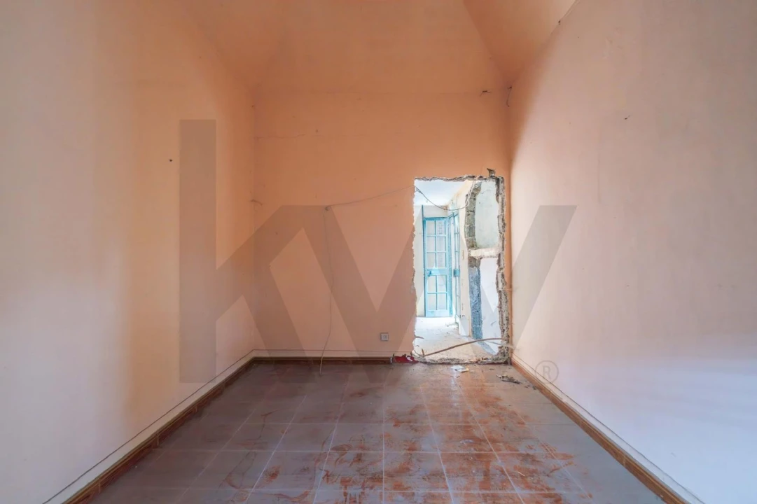 Moradia T3 para Venda em Jardim da Serra Foto 14