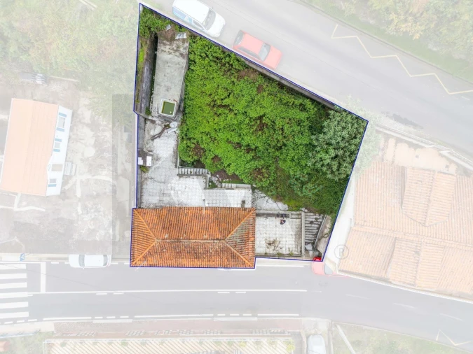 Moradia T3 para Venda em Jardim da Serra Foto 22