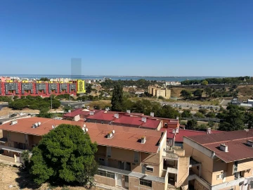 Apartamento T1 para Venda em Penha de França